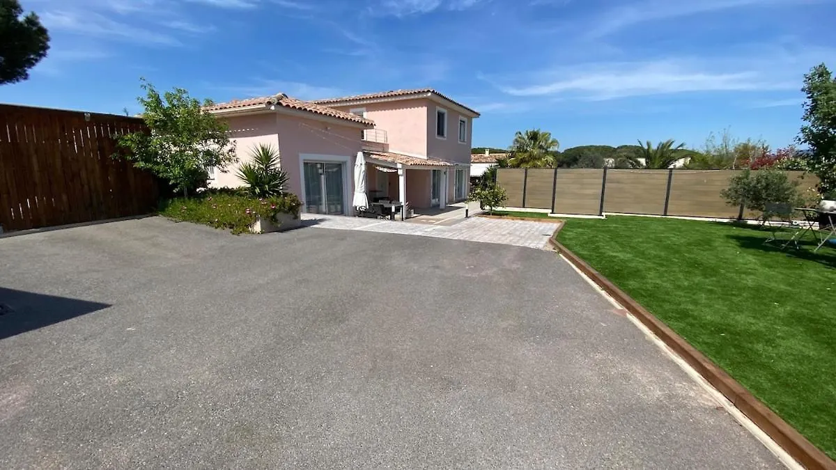 Villa Rosea Du Var In Paca Sun And Relaxation Puget-sur Argens France