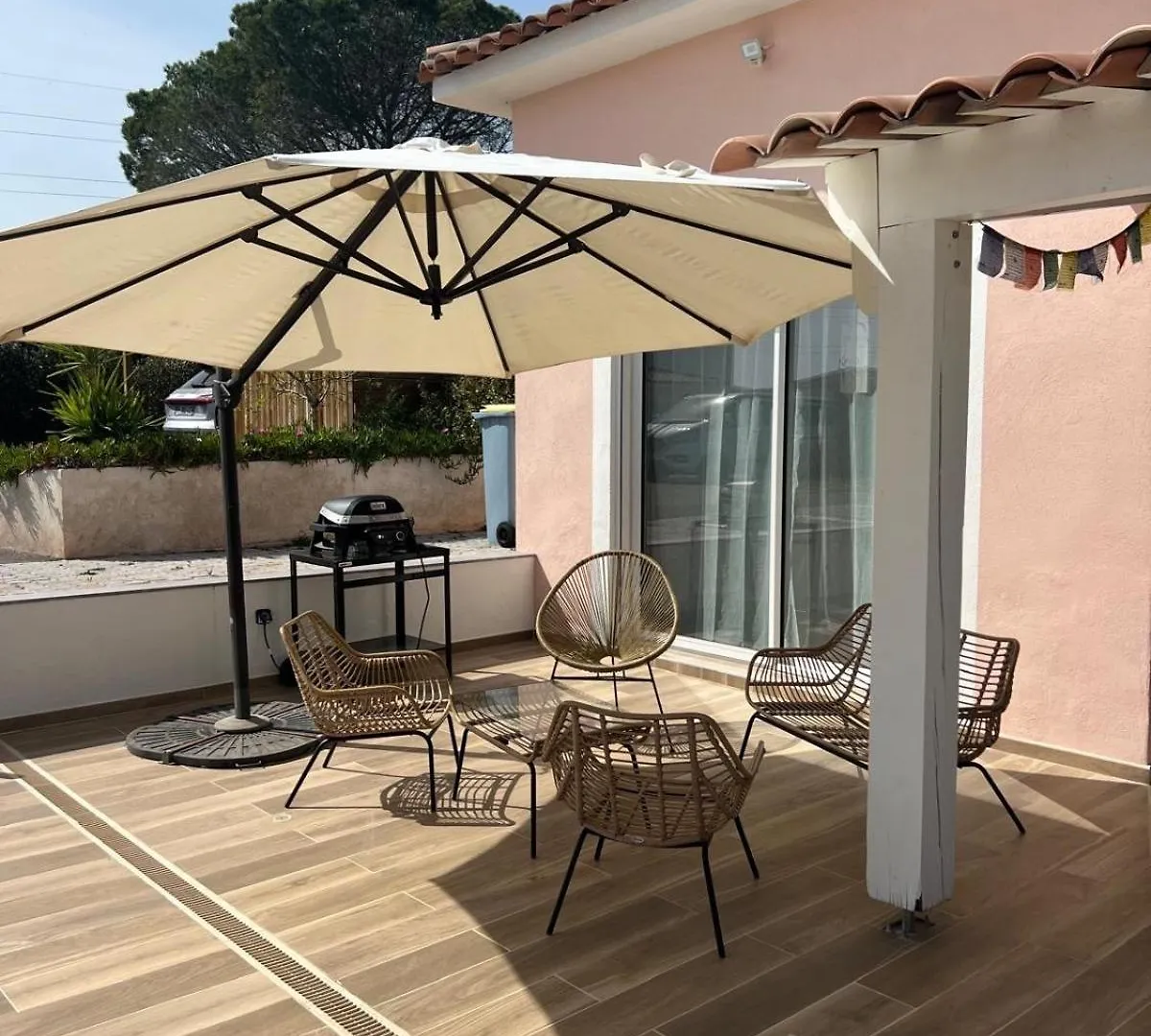 Villa Rosea Du Var In Paca Sun And Relaxation Puget-sur Argens 0*,