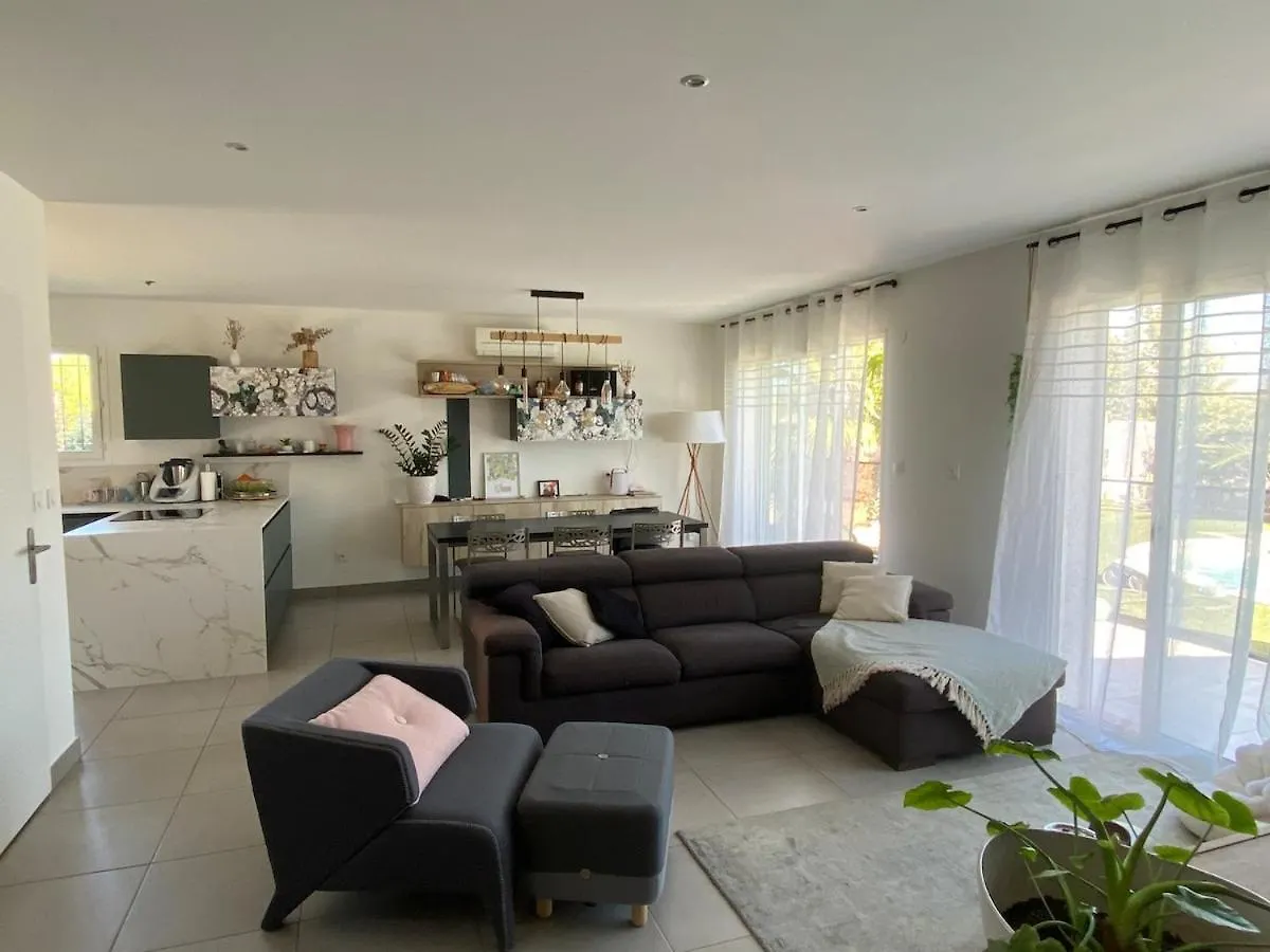 Villa Rosea Du Var In Paca Sun And Relaxation Puget-sur Argens France